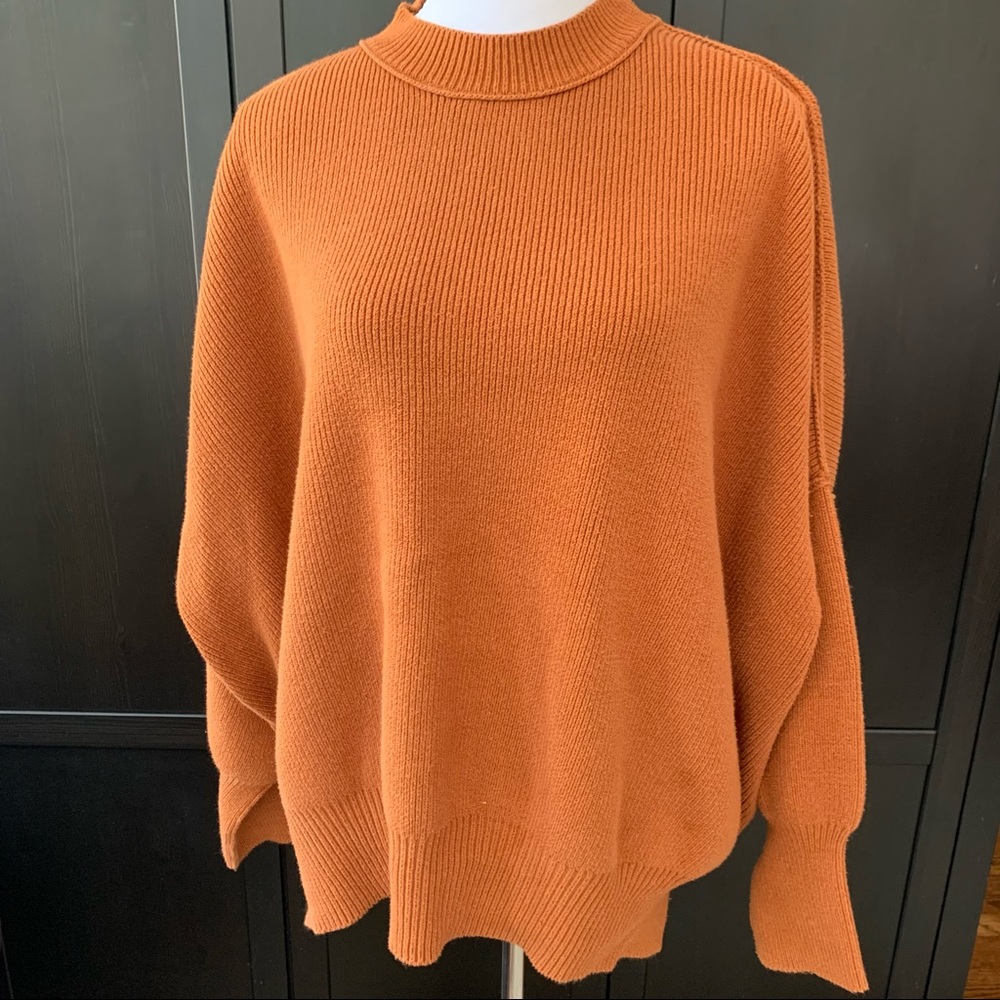 🍁🍂 Burnt Orange Free People Sweater